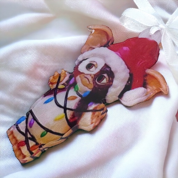 Gizmo's Holiday Magic: Irresistible Gremlins Christmas Ornament! Brand New! - Picture 7 of 8